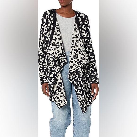 UGG Phoebe Wrap Cardigan - Black Leopard, M, NWT - Picture 7 of 8